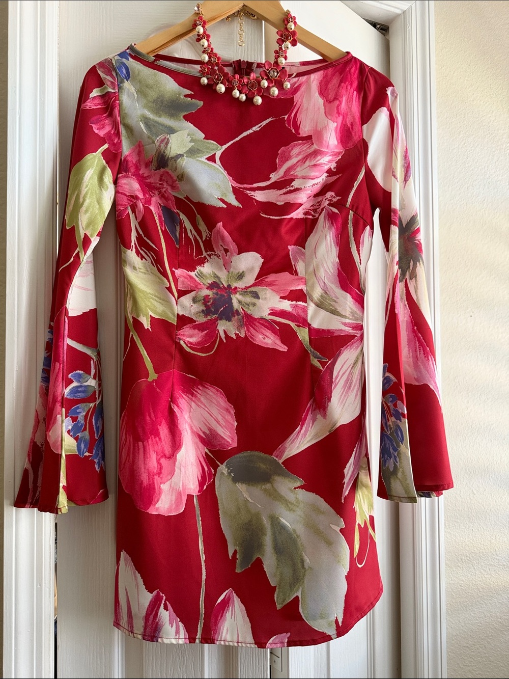 SHEIN Red Floral Bell Sleeve Mini Dress